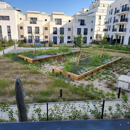 Superbe Appartement A 3Min A Pieds De La Gare Chessy  Exteriör bild